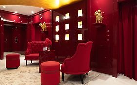La Reserve Paris Hotel & Spa